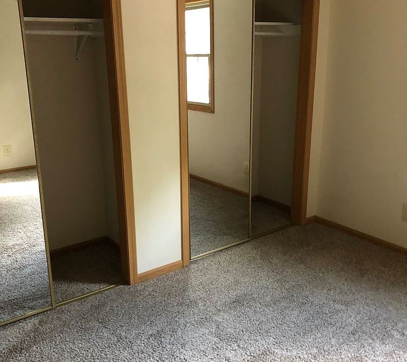 2nd image of 508 Oakhurst Dr APT 7