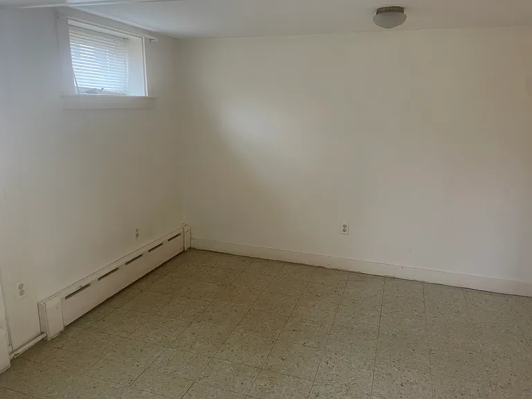 547 Lafayette Rd #5 — Photo 5