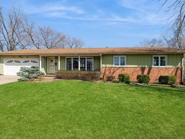 1225 3rd St W, Milan, IL 61264