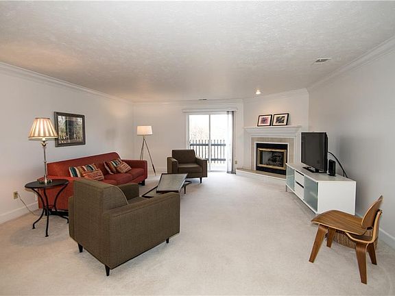 3rd image of 8650 Jaffa Court West Dr APT 25