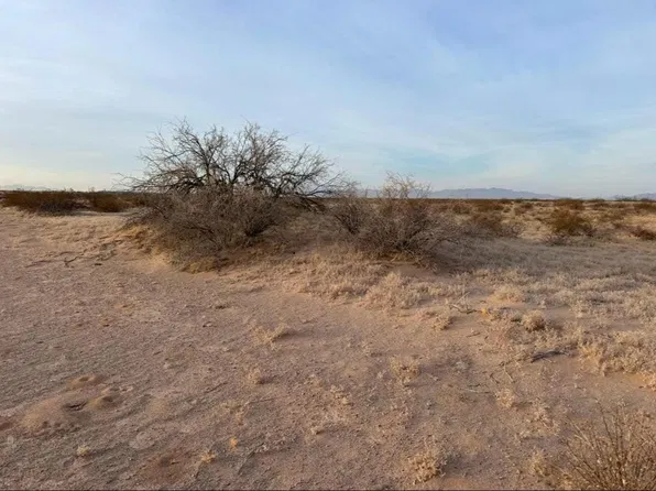 910 El Camino Del Calle, Dateland, AZ 85333