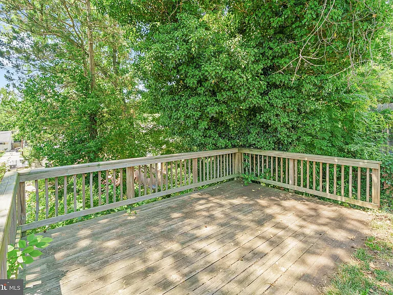 7634 Normandy Rd — Photo 23