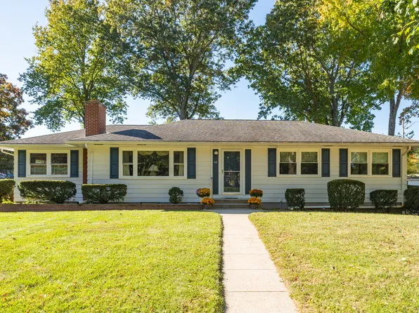 44 Pardee Place, Madison, CT 06443