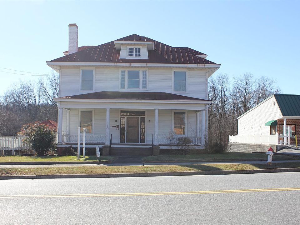 1st image of 408 E Main St
