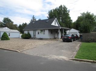 663 Spiral Dr, Brick, NJ 08724