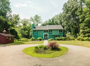 24 Newton St, Norwich, CT 06360