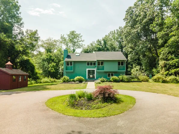 24 Newton Street, Norwich, CT 06360