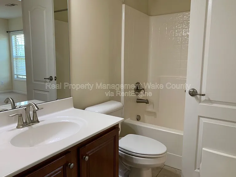 512 Sandy Whispers Pl — Photo 25