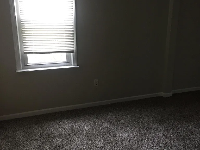 21670 Tulane Ave — Photo 22