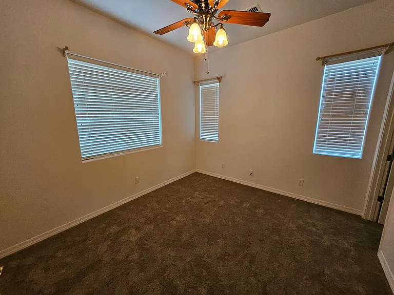2694 Sanctuary Dr — Photo 15