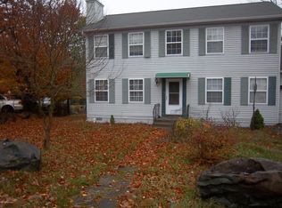 6458 Marvin Gdns, Tobyhanna, PA