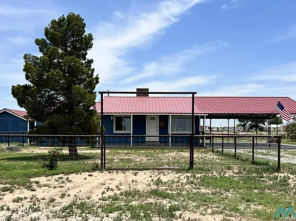 75 Smokey Trail Cir, Artesia, NM 88210