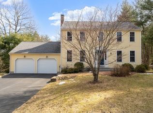 35 Tilting Rock Rd, Wrentham, MA 02093