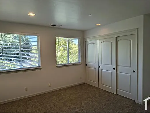 7047 Church St — Photo 10