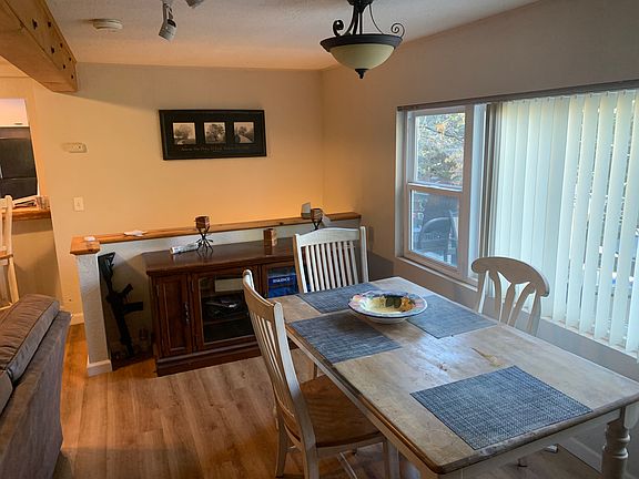 4th image of 616 Cedar Ln
