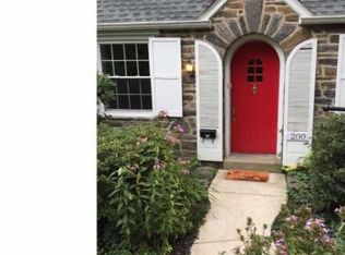 200 Williamsburg Rd, Ardmore, PA 19003