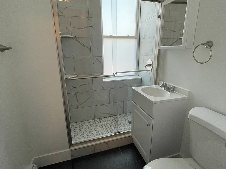 72 Park Dr #14 — Photo 9