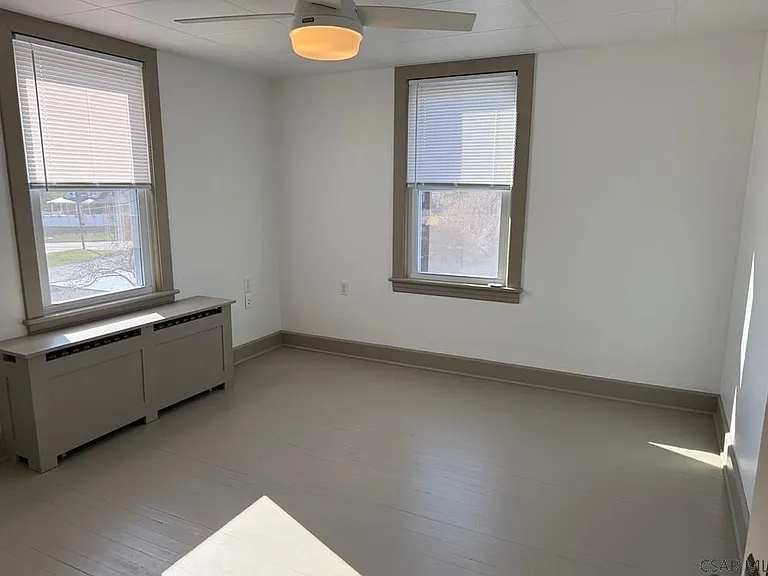 1727R Scalp Ave — Photo 15