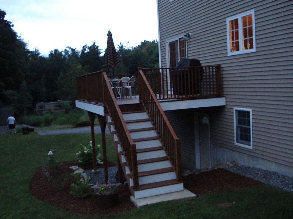 2nd image of 318 Great Rd