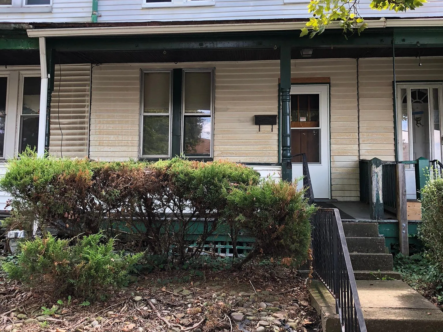 2 bed, 1199 sqft, $850 — Photo 2