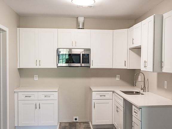 5th image of 6312 Daniell Springs Dr