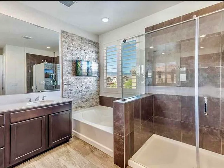 Custom luxurious master bath