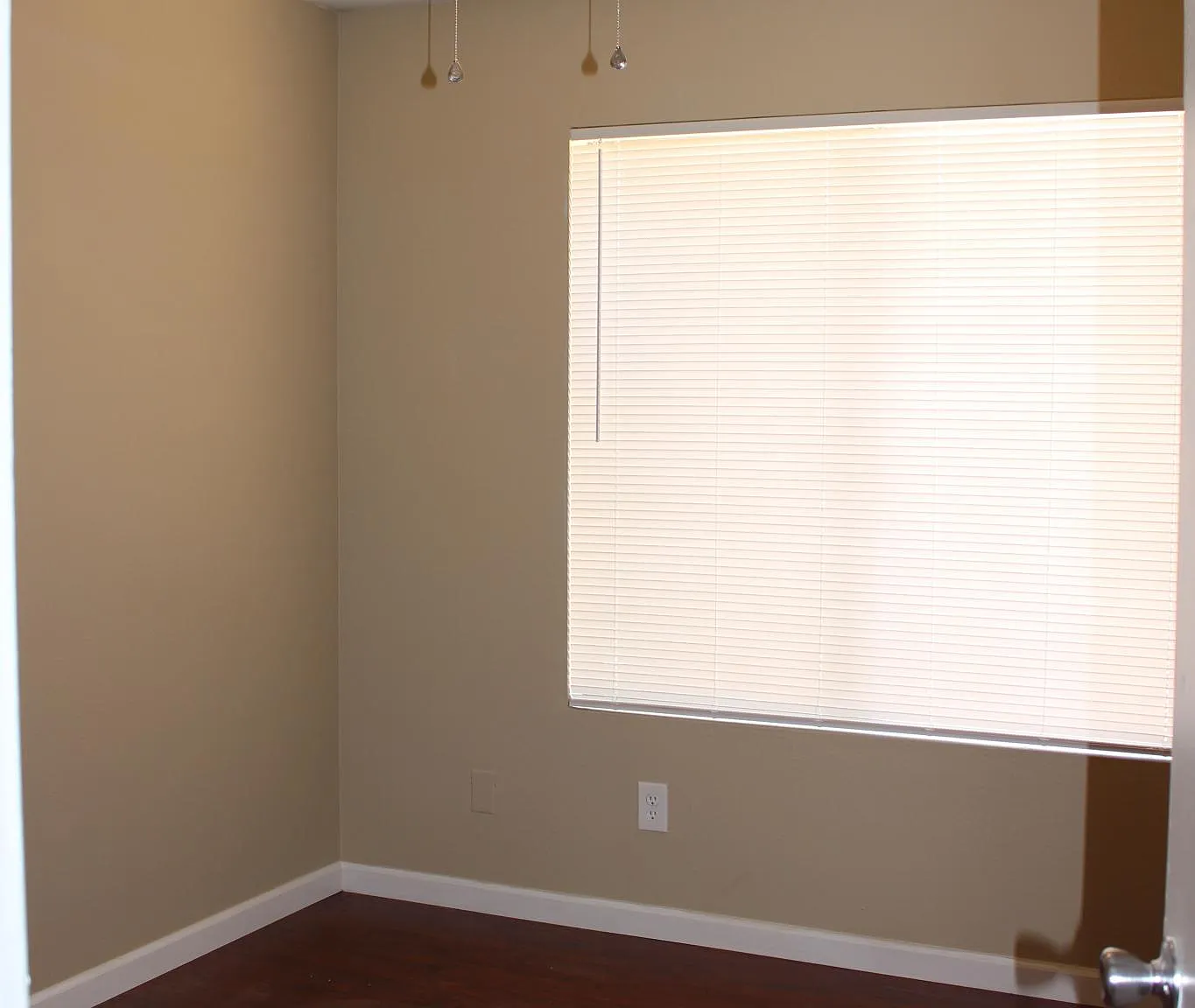 4 bed, 1600 sqft, $2,400 — Photo 4