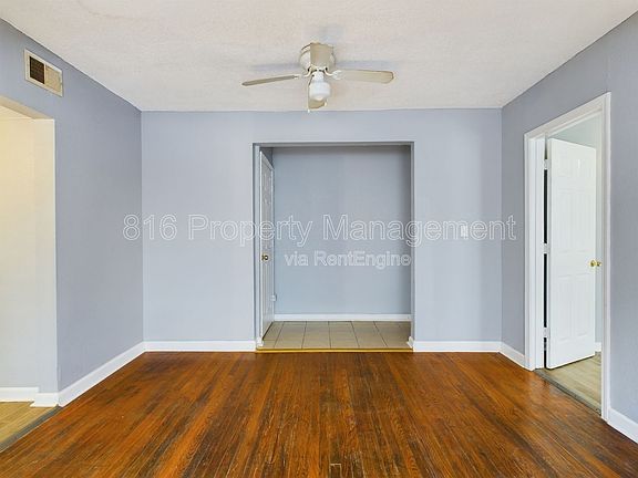 4th image of 2938 Flora Ave APT 1S