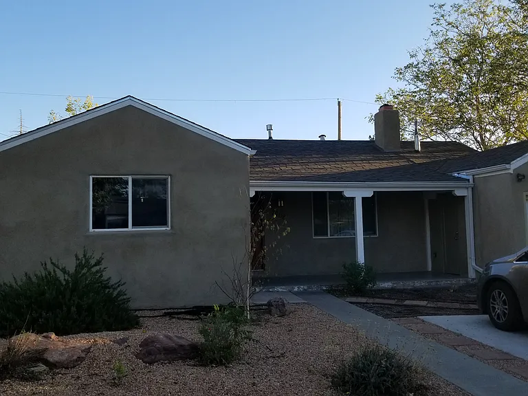 2908 Santa Clara Ave SE — Photo 2