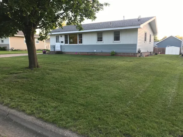 6320 Madison St NE, Fridley, MN 55432