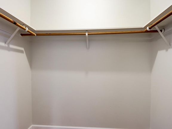 4th image of 5921 Indian Ave