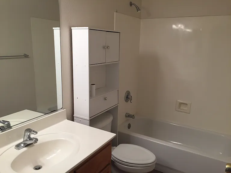 9323 W Harmony Ln — Photo 6