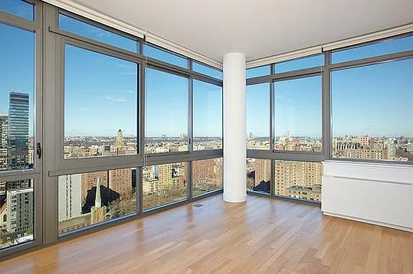 Rented by Town Residential | media 2