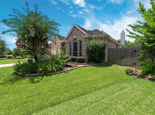 63 S Dylanshire Cir, Conroe, TX 77384