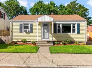 110 Liberty St, Pawtucket, RI 02861