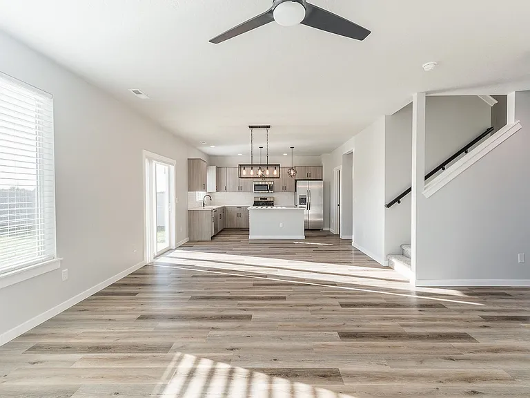 2640 N Silver Wolf Ave — Photo 12