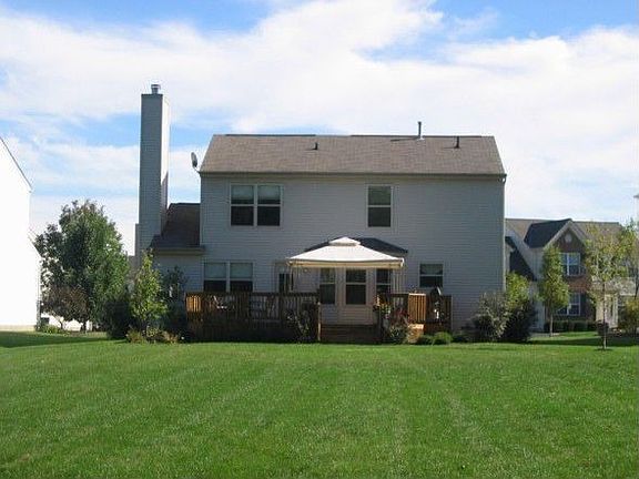 Look at the deep backyard!