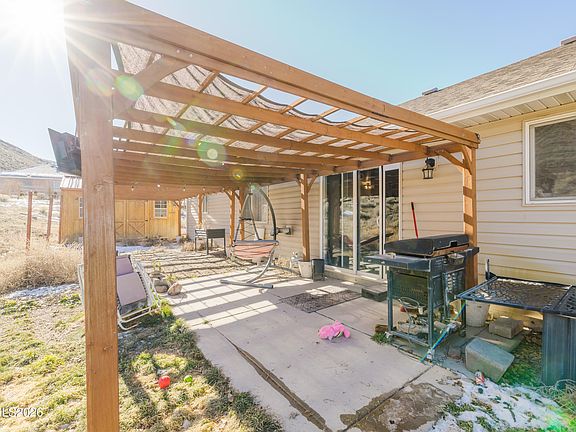 2nd image of 1151 Amber Way
