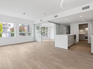 7828 Granville St #223, Vancouver, BC V6P 4Z2