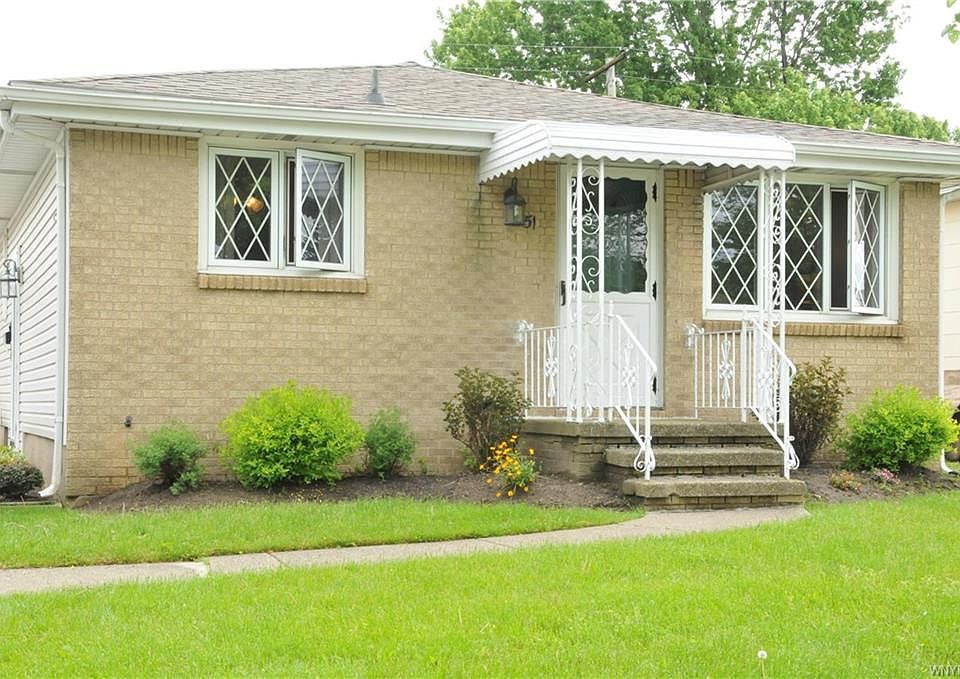 1st image of 51 Gabrielle Dr