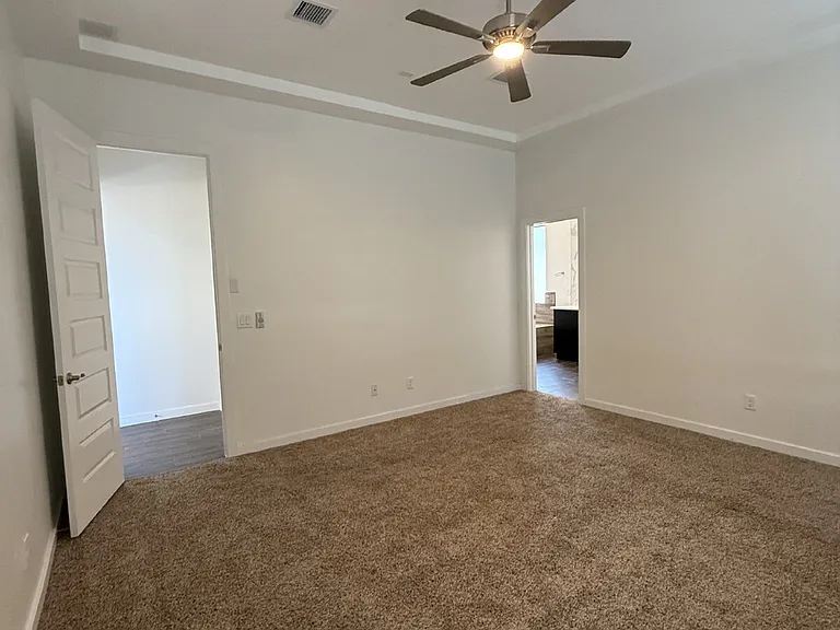 13389 Carterton Ave — Photo 34
