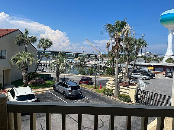 3rd image of 228 Amberjack Dr Unit 27