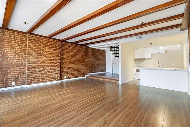 525 Conti St #3 — Photo 5