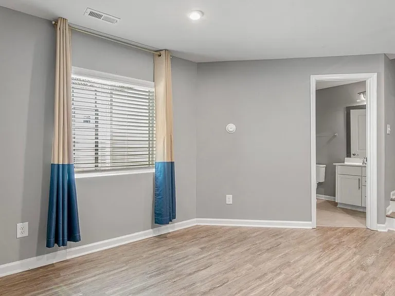 12734 Glowing Peak Rd — Photo 25