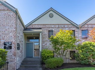 16457 SW 130th Ter APT 108, King City, OR 97224