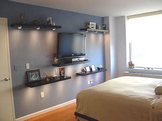 Rented by Sotheby's International Realty | media 55