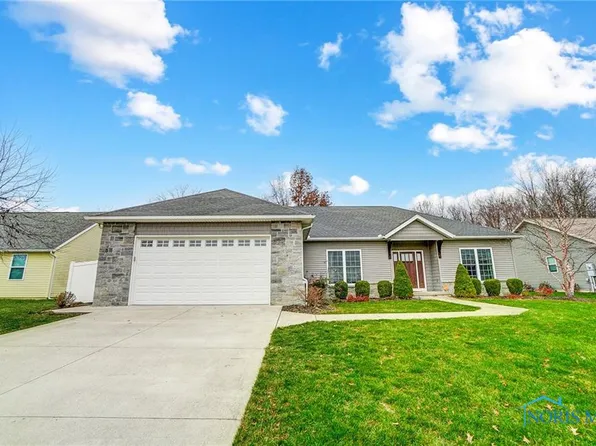 2800 Paige Ln, Findlay, OH 45840