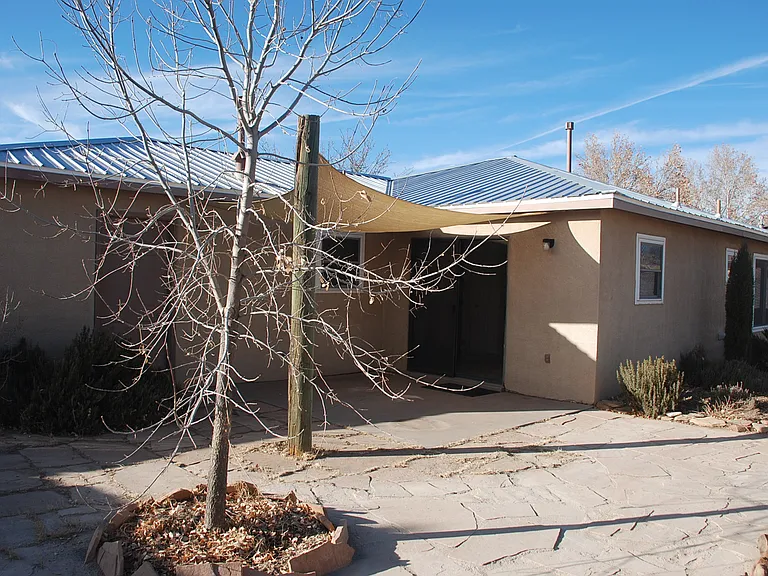 902 Ladron Ave — Photo 18