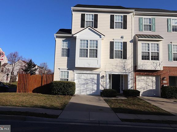 2nd image of 1031 Lavenport Way