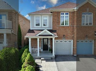 460 Reeves Way Blvd, Whitchurch Stouffville, ON L4A0H2